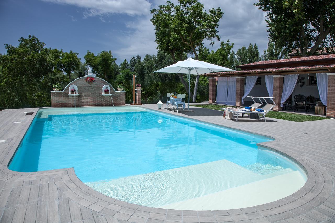 ホテルPonte Ufita Country House Frigento エクステリア 写真